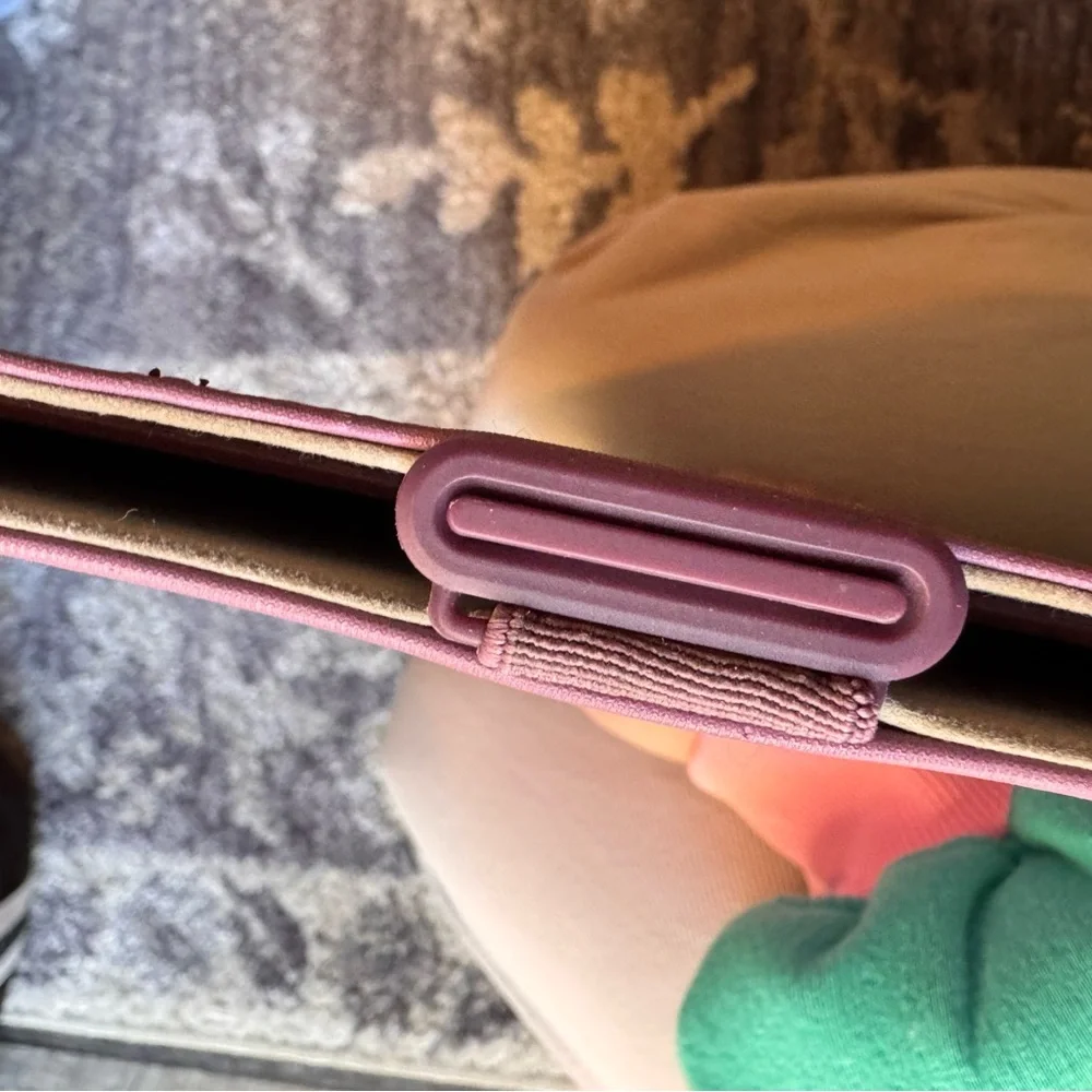 Speck Lavender Tablet Cover